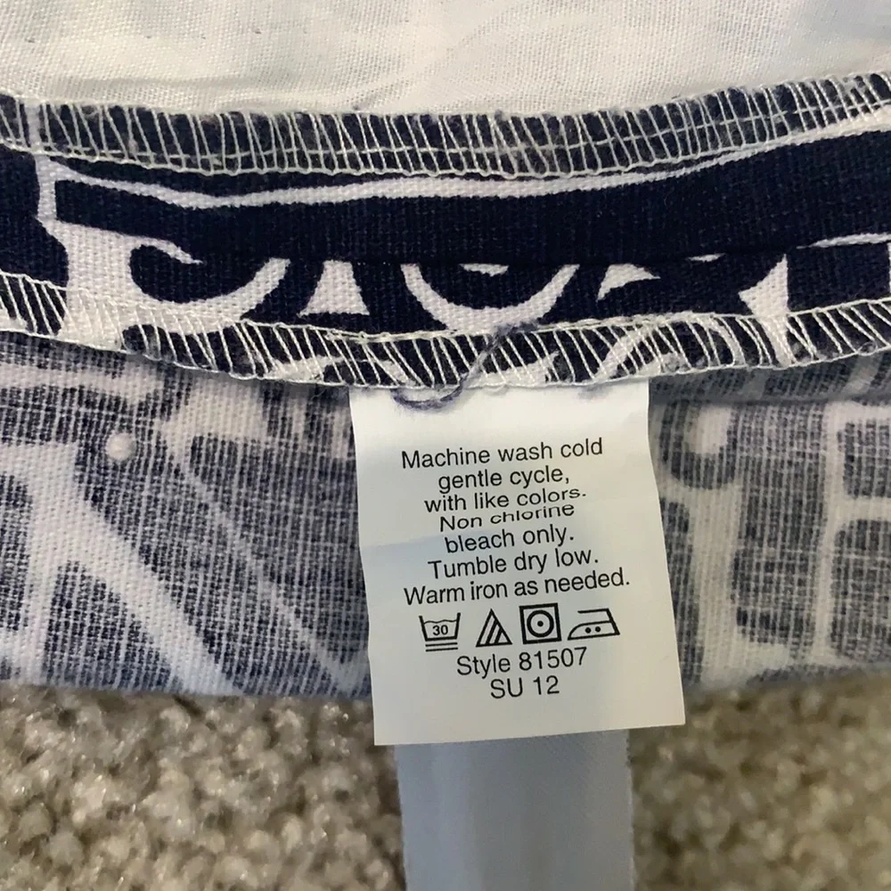 J. Crew Navy Geometric Pattern Shorts. Size 4